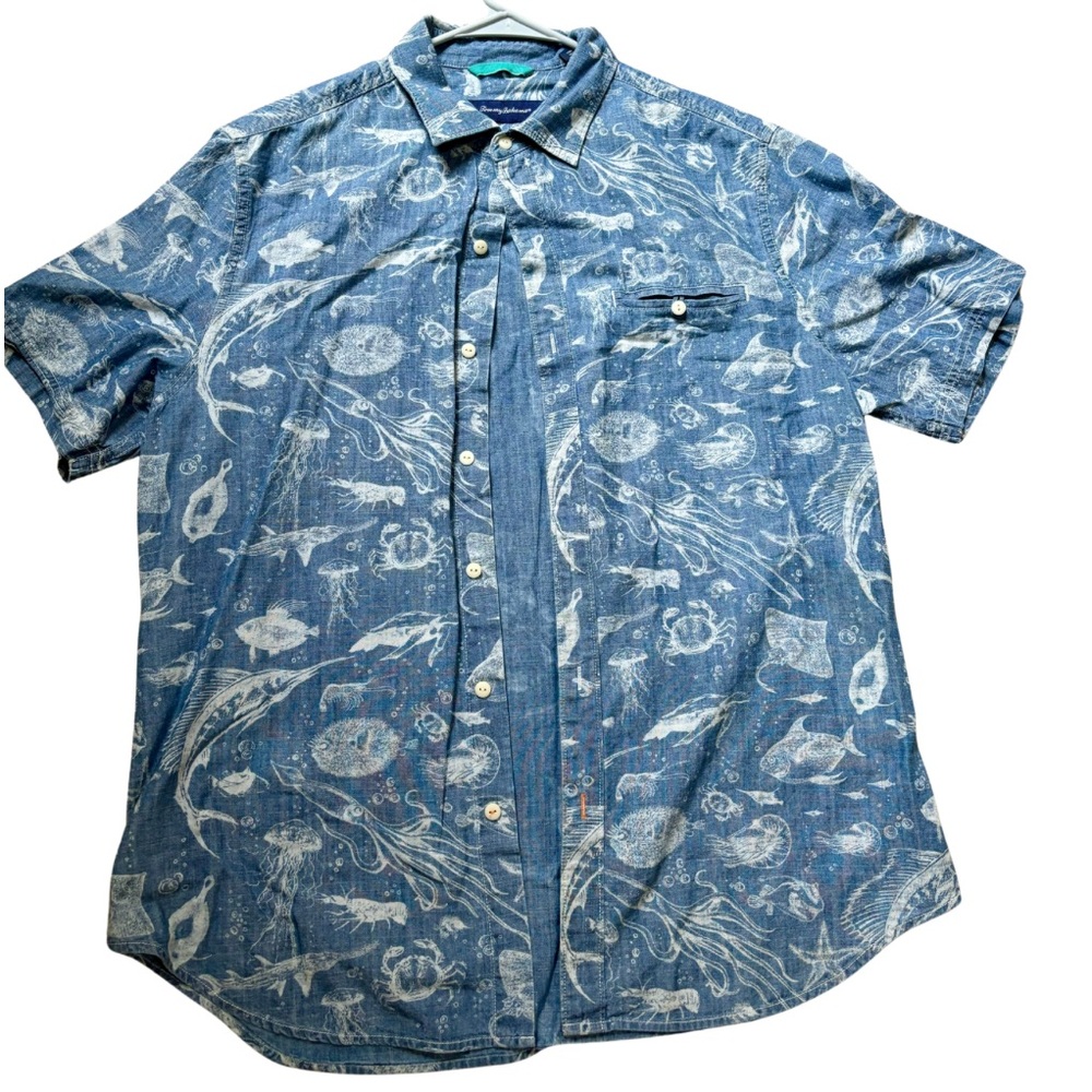 Tommy Bahama Button Down